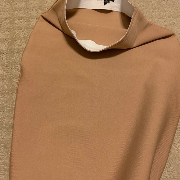 Tan pencil skirt - Picture 4 of 5